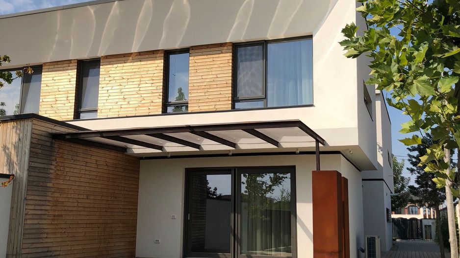 Un camin diferit , gandit pentru nevoile tale. - Poză 3