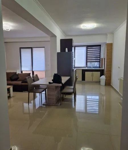 AP. 3 CAMERE CIRESULUI, PARCARE, BLOC NOU,CENTRALA, BUCATARIE DESCHISA - Poză 2