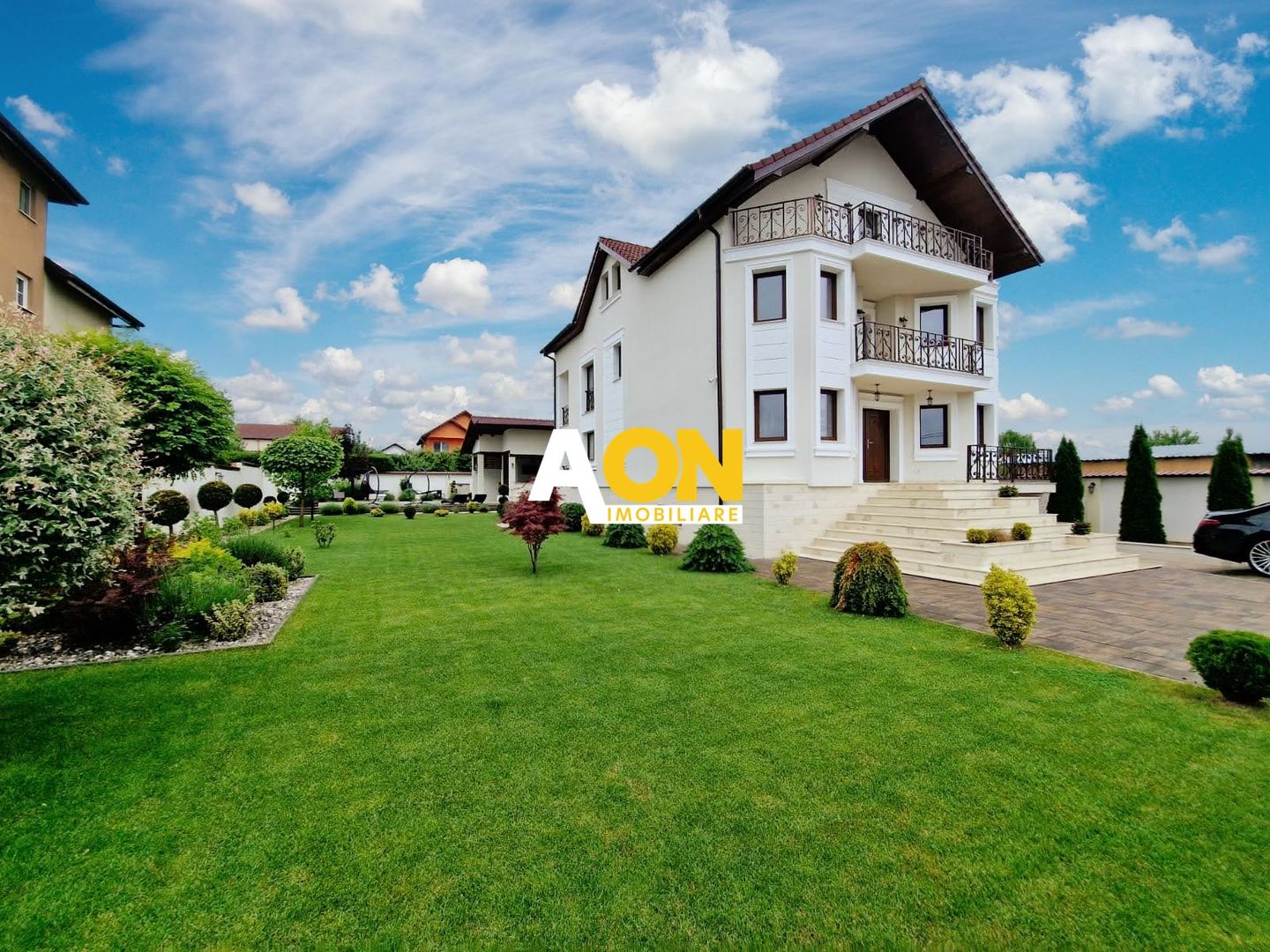 Casa de lux, 1000 mp teren, toate utilitatile, cartierul Cetate - Poză 4