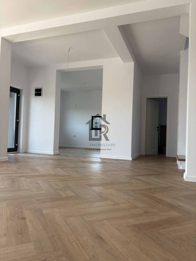 Vila P+1 într-un complex exclusivist- Miroslava- Iasi - Poză 43