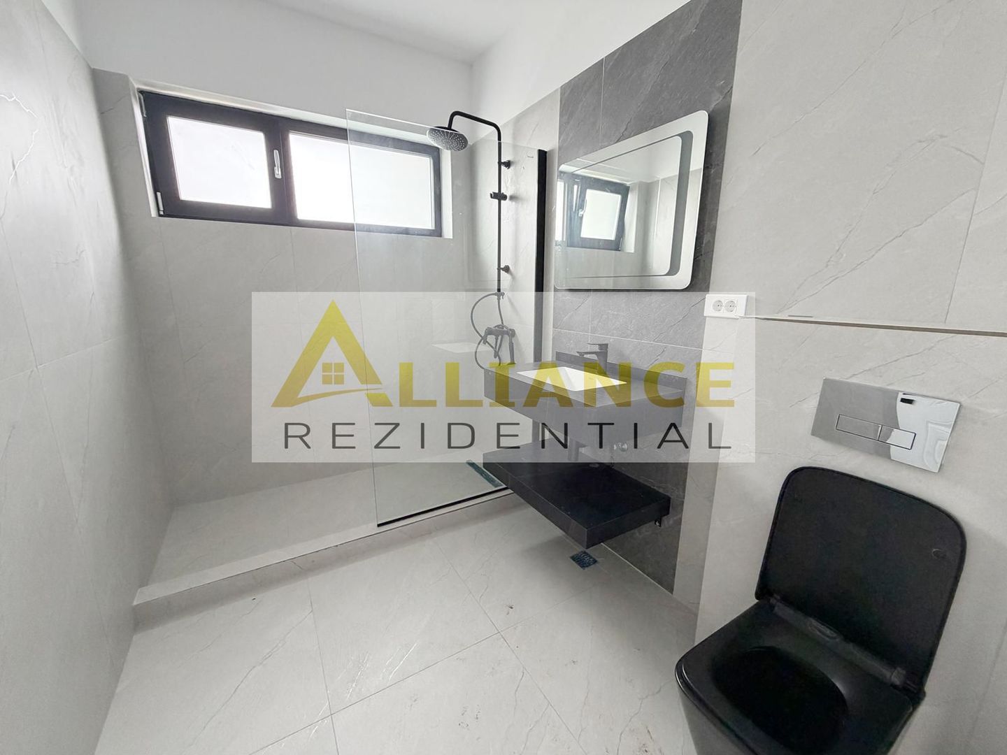 Casa individuala  ~ 4 camere ~ 2 bai ~ 112mp utili + 470mp teren - Poză 5