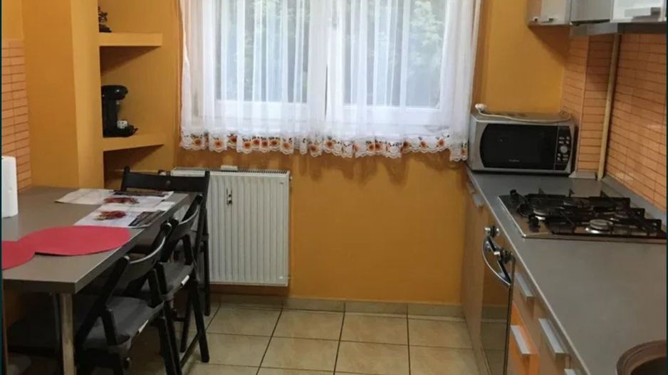 AP. 2 CAMERE TEIUL DOAMNEI, BUCATARIE INCHISA, MOBILAT/UTILAT MODERN - Poză 5