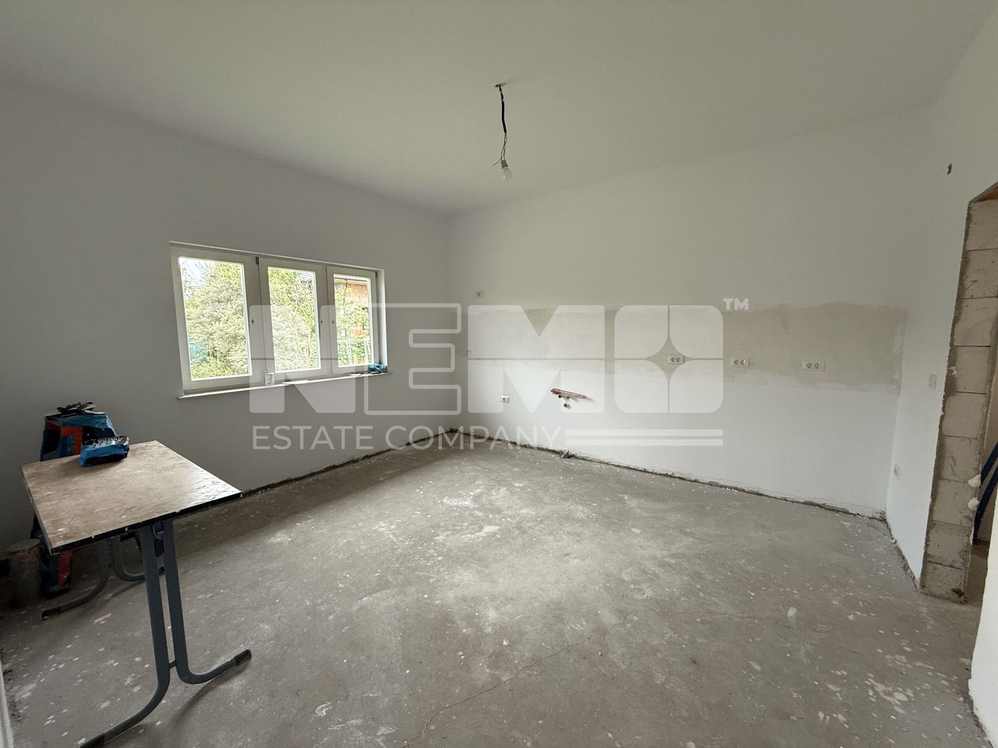 CASA CU 11 ARI TEREN - DRUM PRIVAT - LIVADA - Poză 12