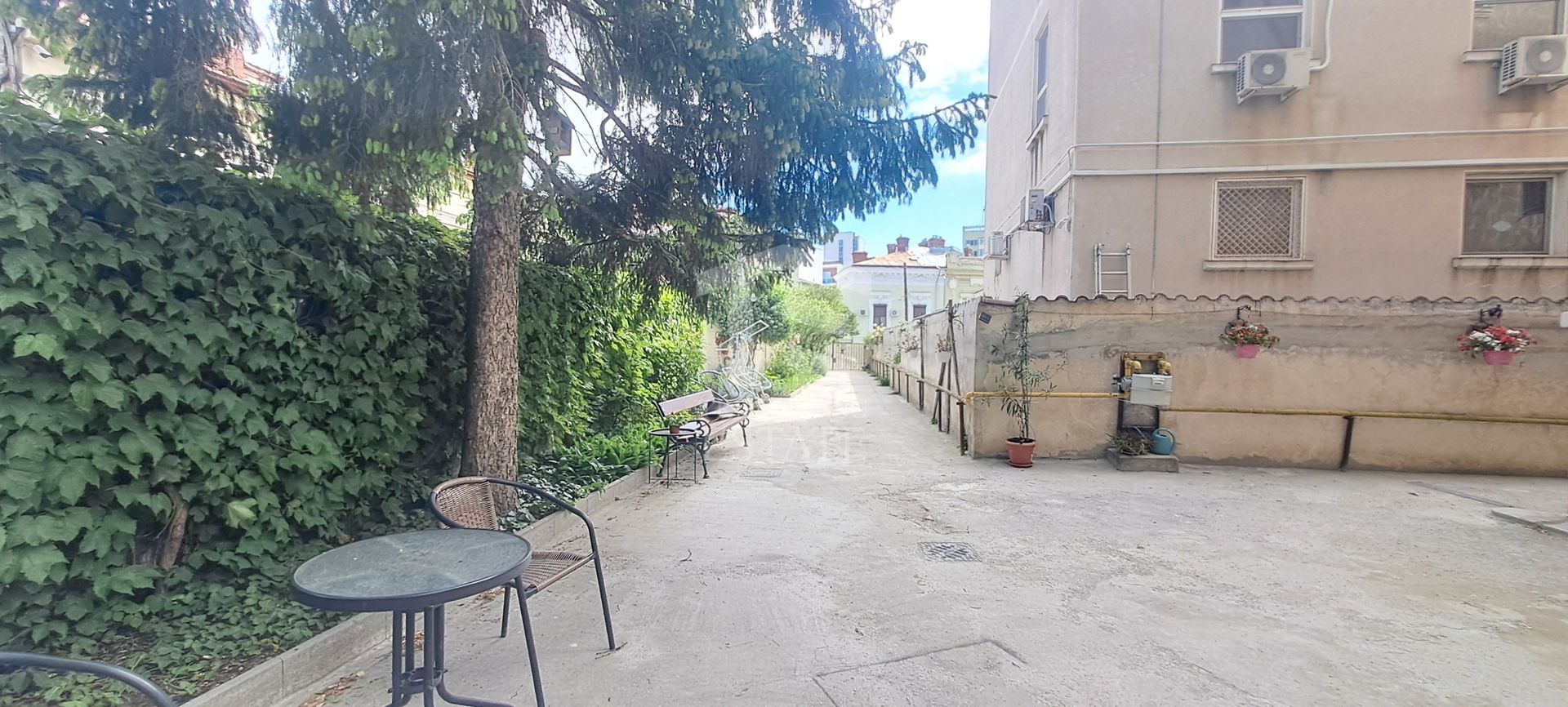 Garsoniera in vila | 10 min Piata Unirii - Poză 13