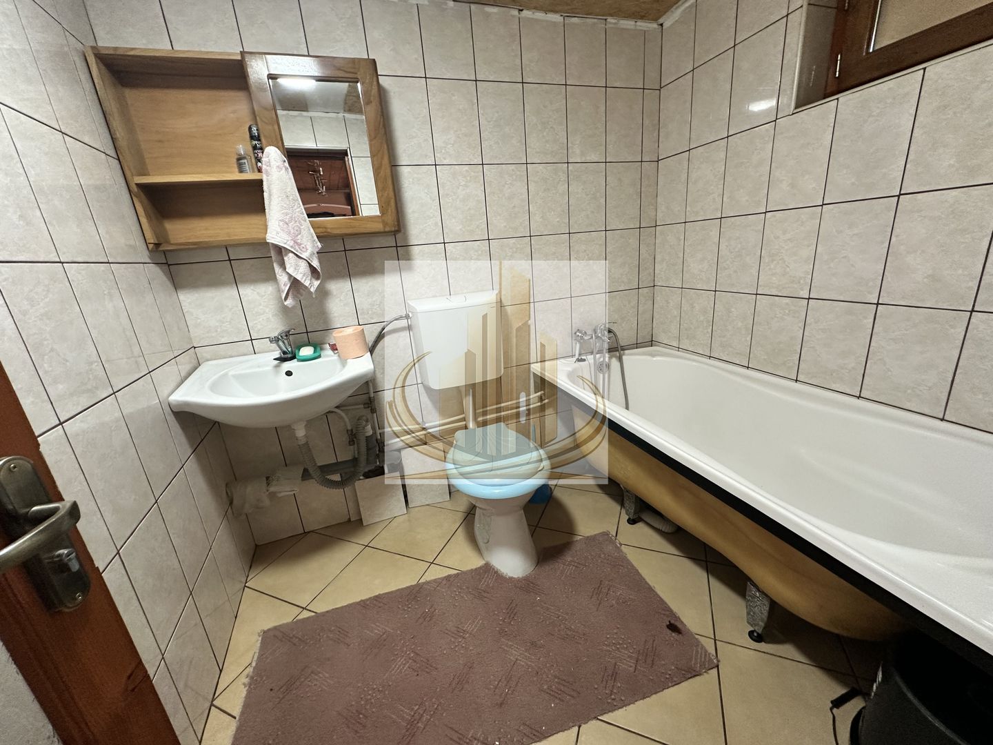 Casă 160 mp + atelier 200 mp + anexă + teren 1.000 mp | Exclusivitate - Poză 14