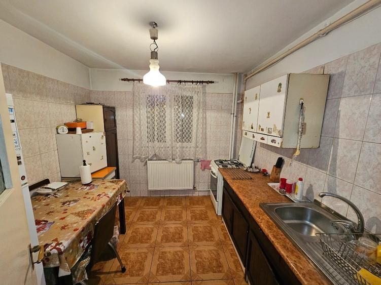 Apartament 3 camere Rahova T681 - Poză 3