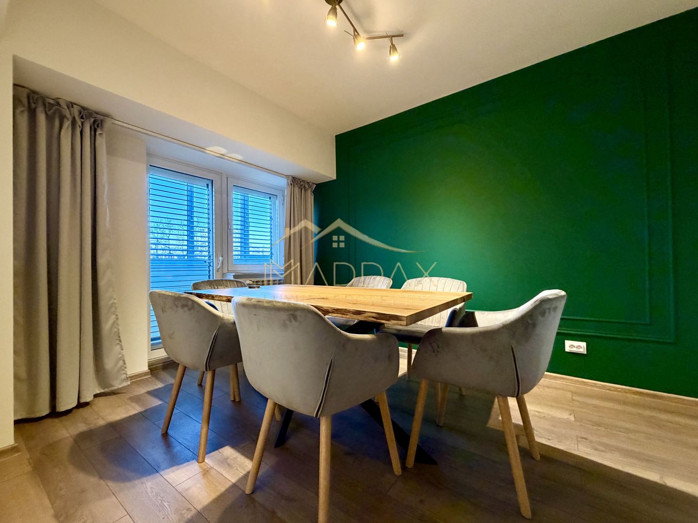 Apartament cu 4 camere *95mpc* // Bulevardul Unirii - Poză 27