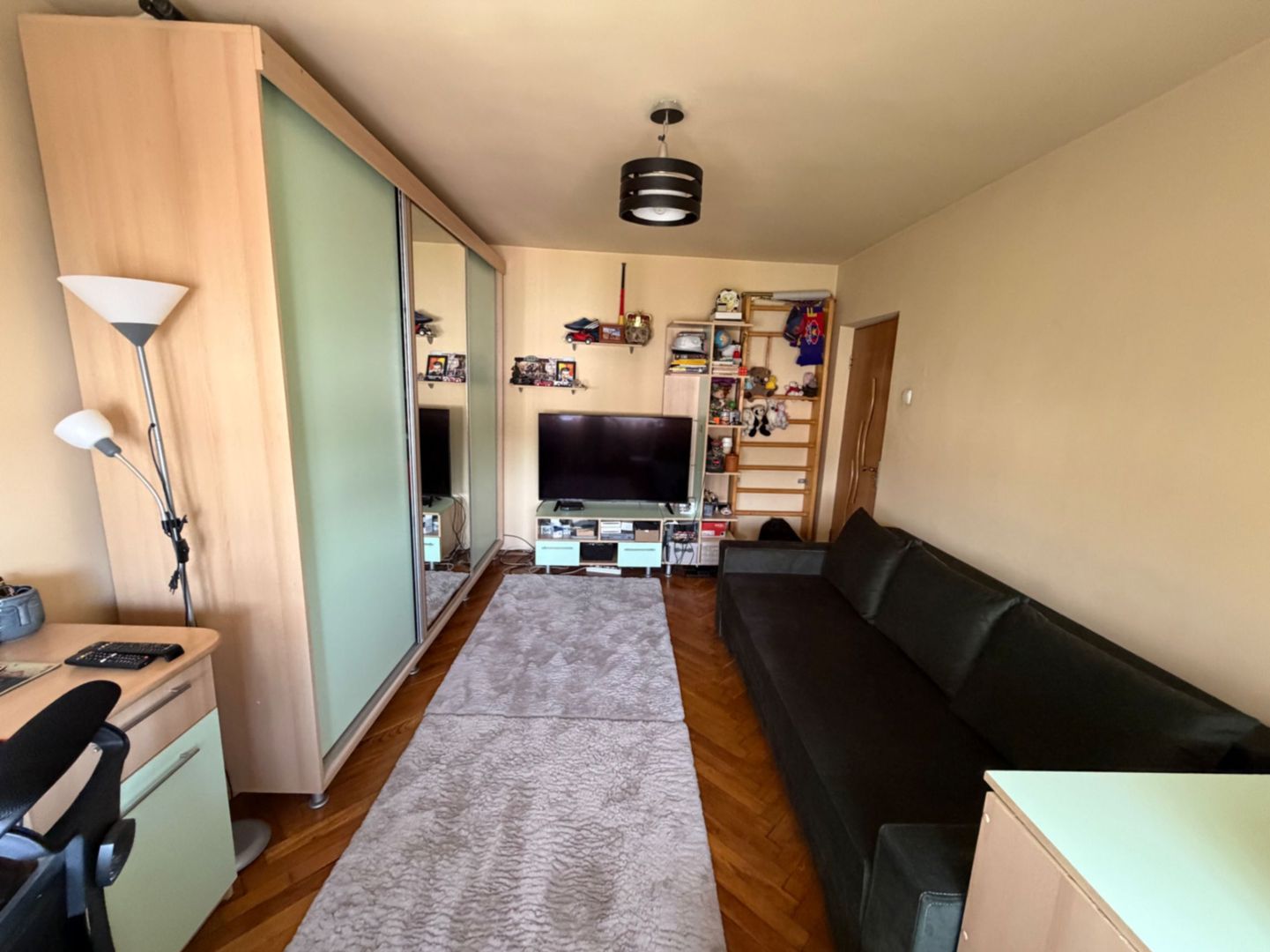 Apartament 2 camere, decomandat - zona Cetate - Poză 6