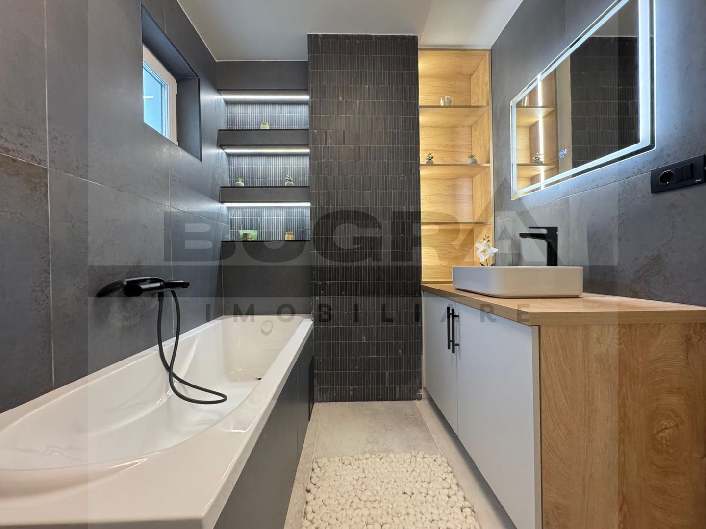 Apartament 3 camere, LUX, TOTUL NOU, 2 bai, zona Parcul Babes - Poză 19