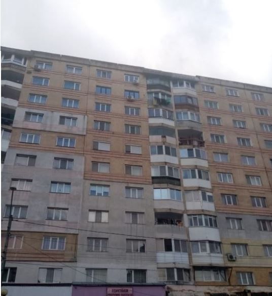Apartament 3 camere Onesti - Poză 1
