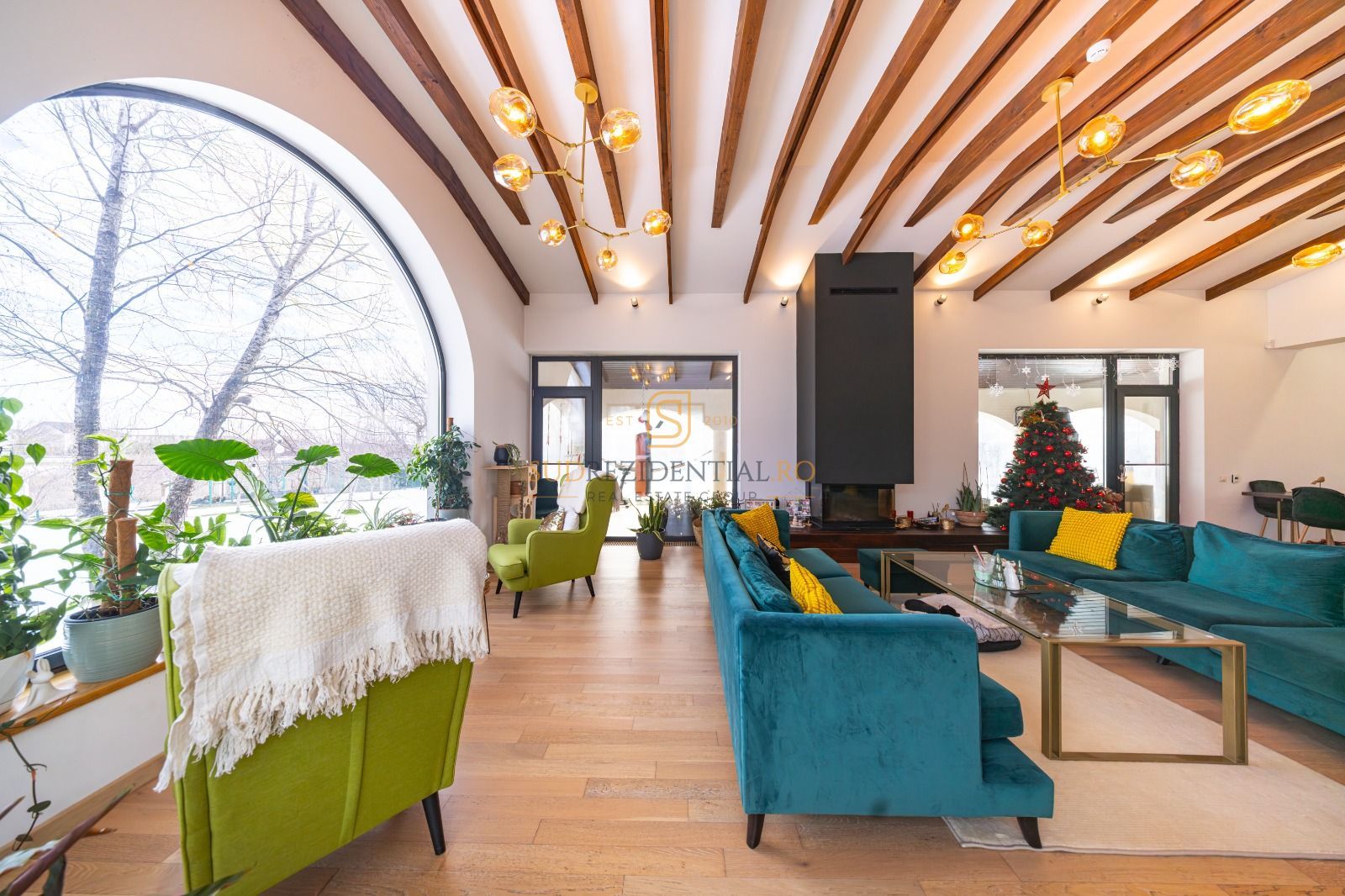 Resedinta spectaculoasa  – Vila exclusivista deschidere directa la lac - Poză 5