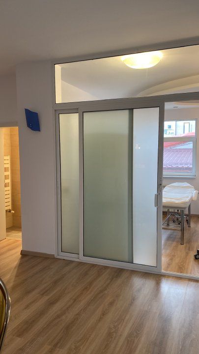 Vila - Piata Dorobanti D+P+E+M, an 2001, 290 mp, renovata - Poză 12