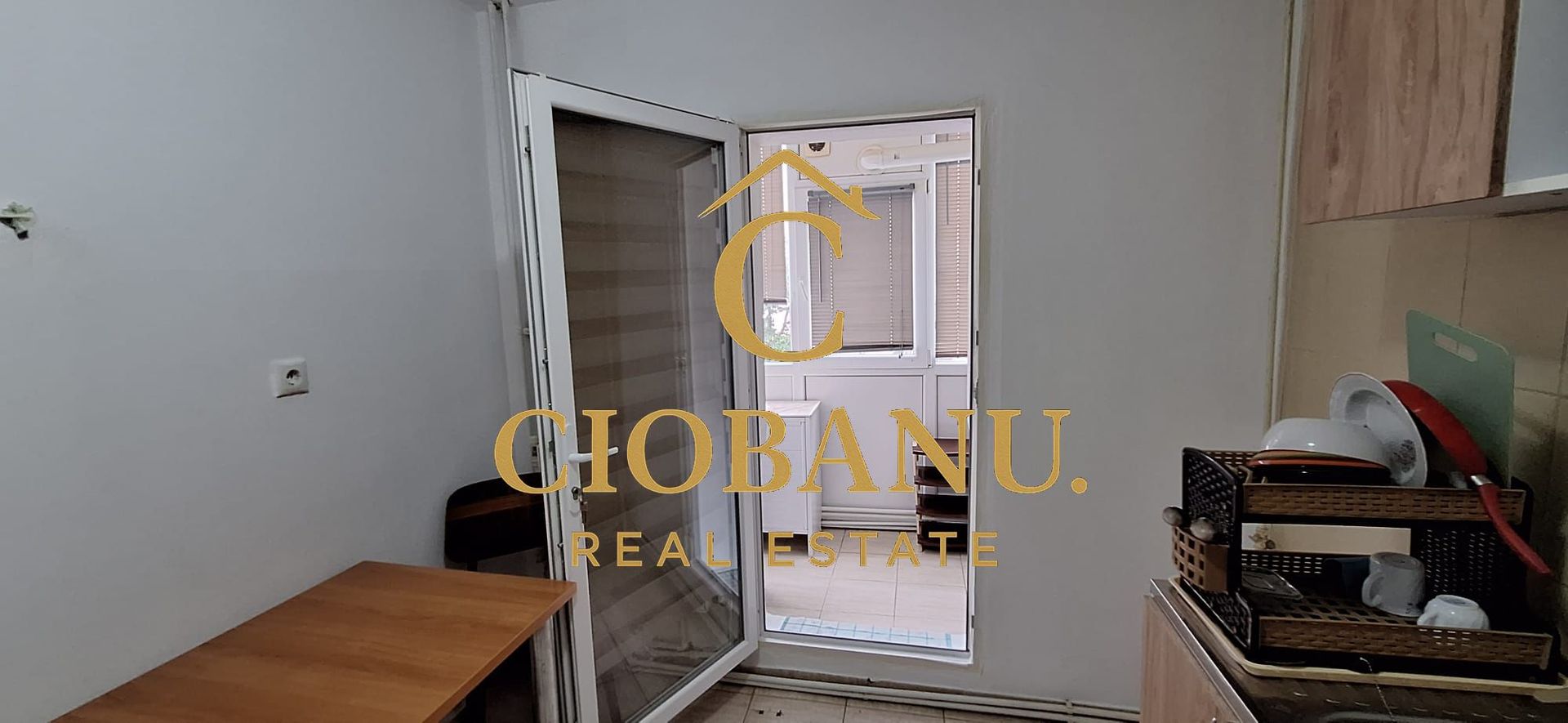 Apartament etaj 1 DECOMANDAT de vanzare zona Rovine - Poză 5