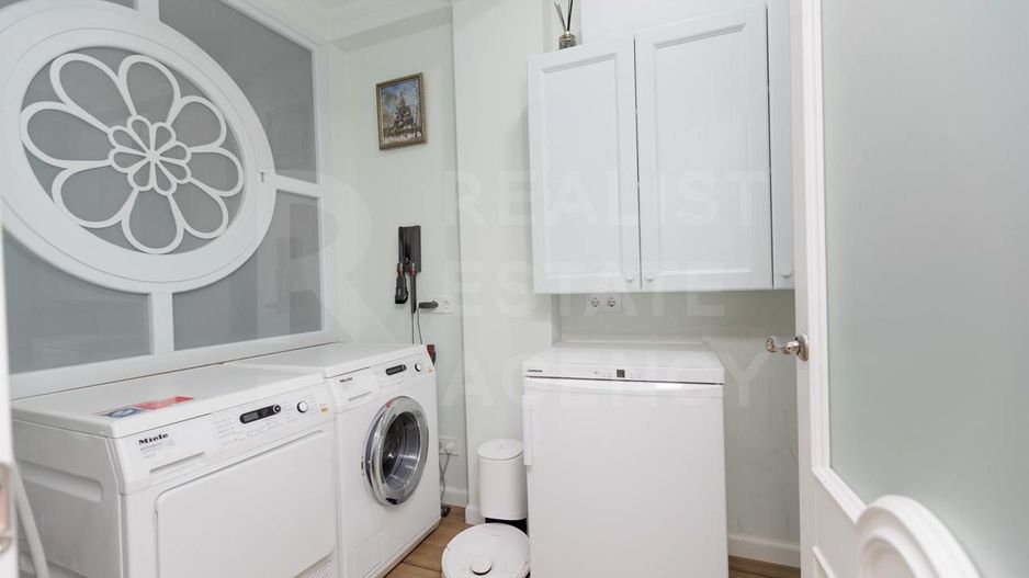 Chirie, apartament, 4 camere, strada Serghei Lazo, Centru - Poză 12