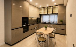 Vilă exclusivistă în stil Manhattan, prima închiriere, Sibiu – Zona de Jos - Poză 5
