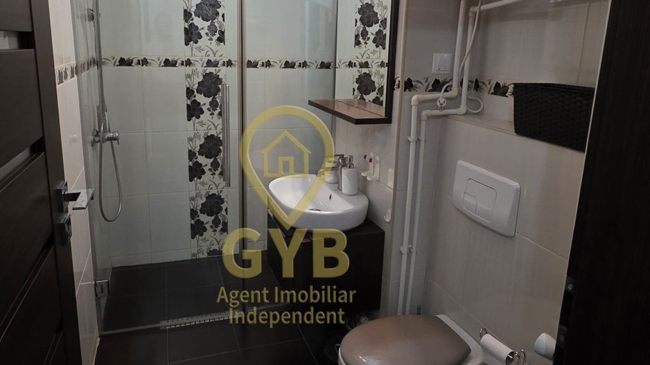 De închiriat – Apartament modern cu 3 camere | Zona Centrală | Str. General Magh - Poză 15