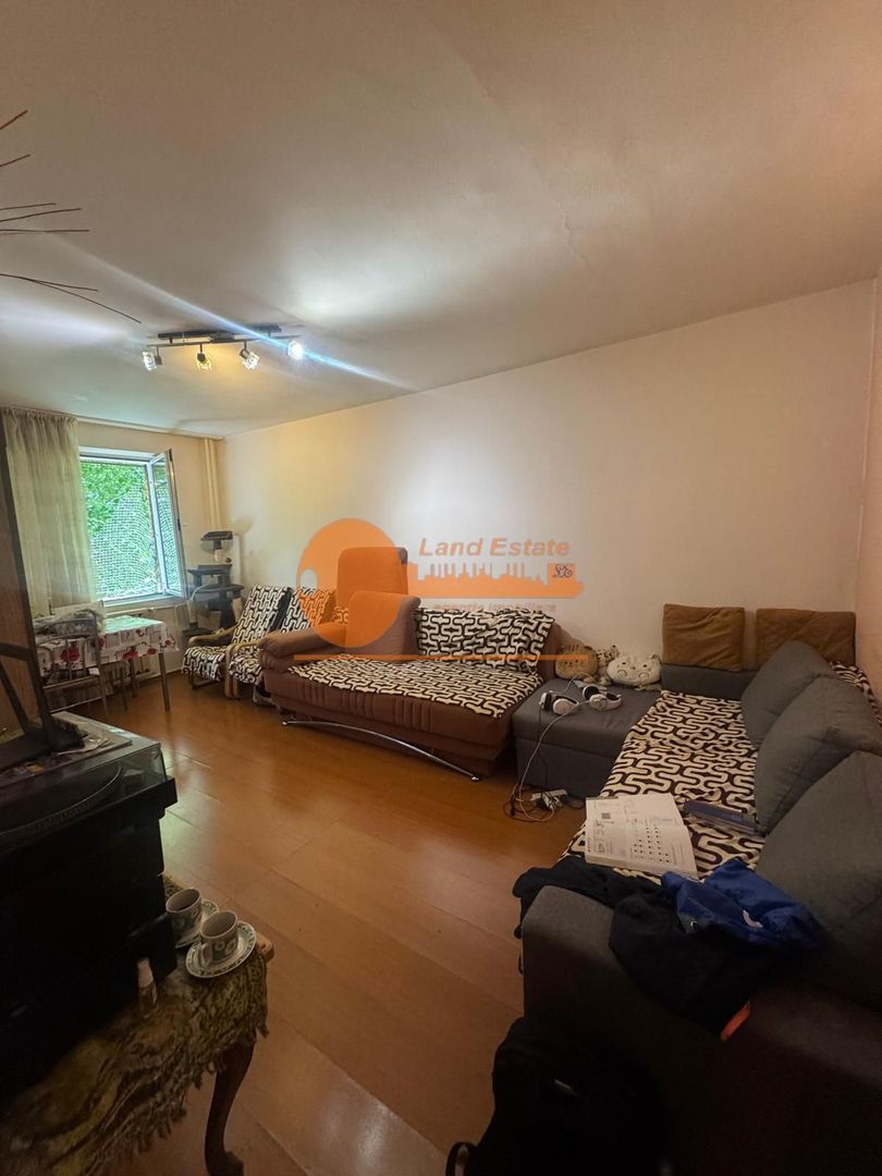 3 camere Crangasi-Zboina Neagra-Boxa ( 10 minute metrou ) - Poză 5