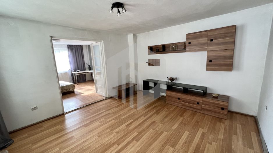 Casa individuala+ curte. Zona Lazaret/Balanta/ 3 Apartamente - Poză 4