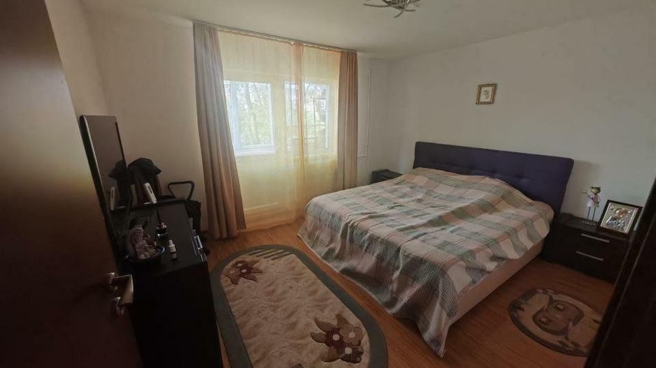 Steaua | 4 Camere | Decomandat | Etaj Intermediar | Centrala proprie - Poză 1