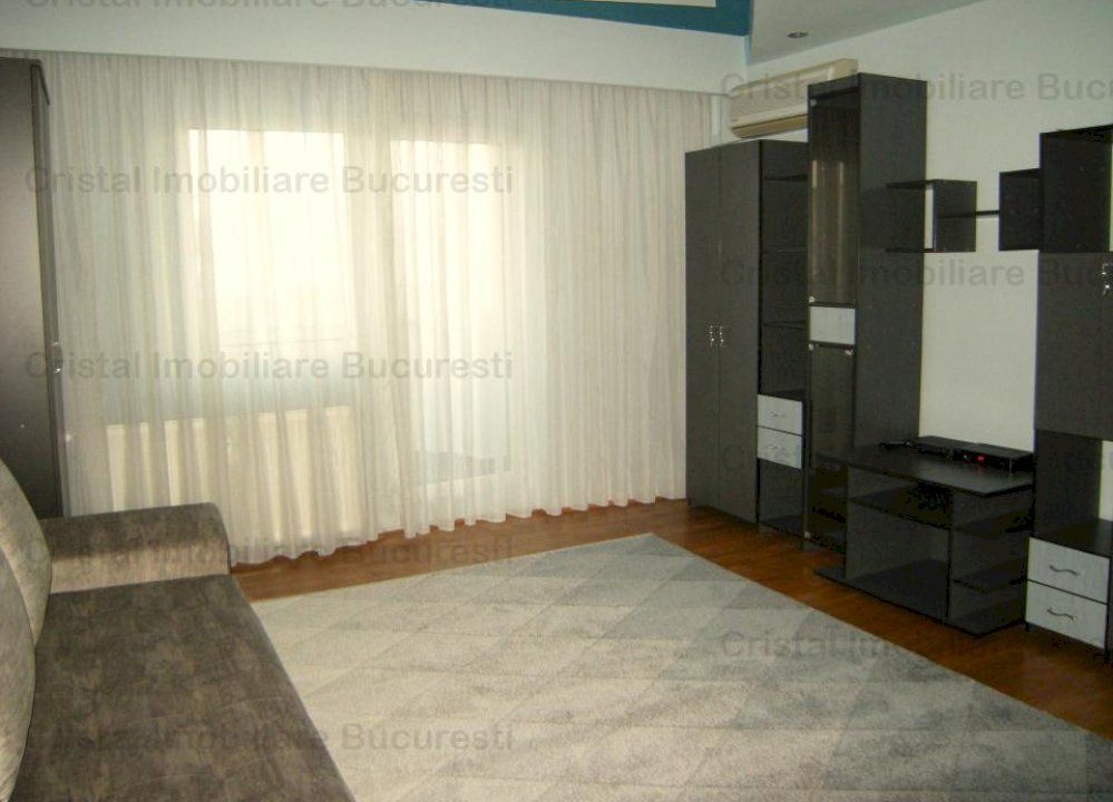 Vanzare Garsoniera 5 min Vitan Mall Bloc MIXT - Poză 1