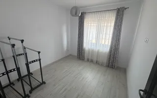 Casă 4 camere de inchiriat, carport, curte 180 mp - C. Arhitectilor - Poză 28