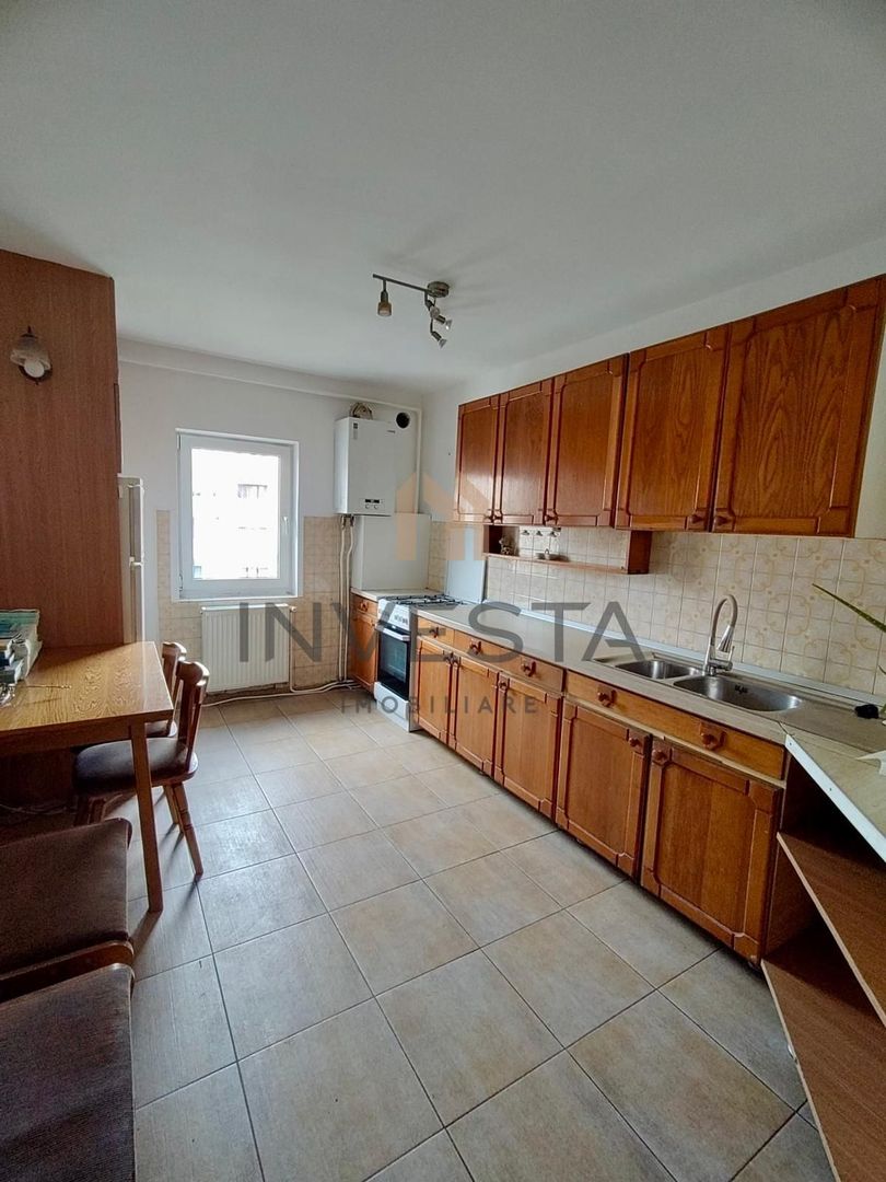 Apartament cu 4 camere decomandate, bd. Titulescu. - Poză 6