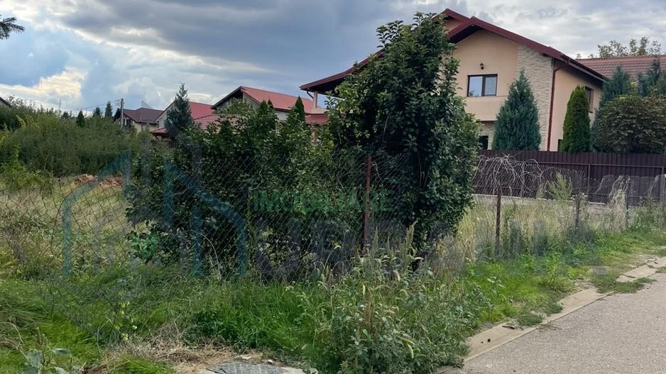 Teren intravilan de vânzare în Miroslava, Valea Adâncă, strada Cicoarei - Poză 4