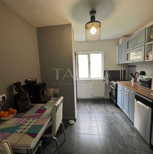 Apartament cu 4 camere de vânzare, cartier Mărăști. - Poză 3