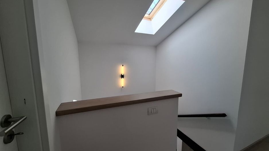 Apartament 4 Camere  in Vila , Centrala , Parcare , Totul Nou L352 - Poză 14