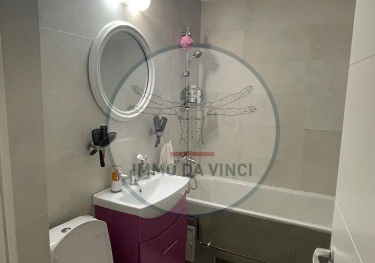 Chirie apartament cu doua dormitoare - Poză 3
