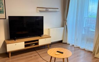 Garsoniera spatioasa, aproape de aeroport - Poză 5