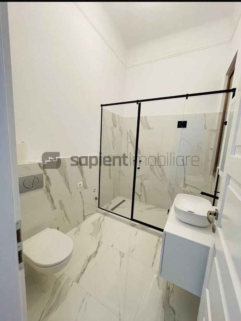 APARTAMENT ULTRACENTRAL - Poză 14