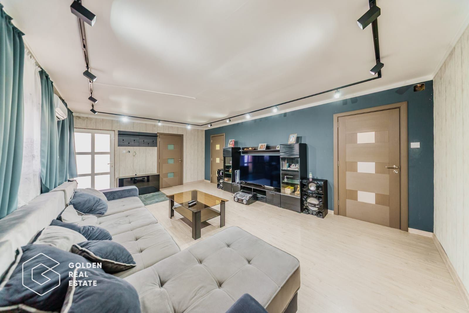 Casa ideala pt familie numeroasa sau spatiu de birouri, teren 908 mp, Gai - Poză 1