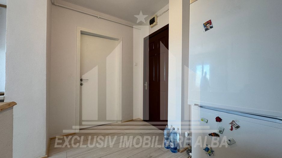 Apartament cu 2 camere decomandate complet renovat, Industriala - Poză 4
