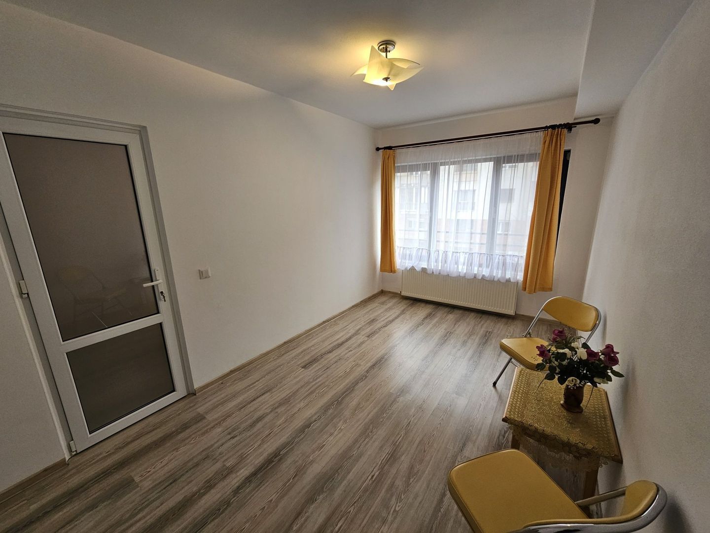 BRASADAS vinde ap Nou cu 2 cam etaj 2/4 in Carpați 2. - Poză 7