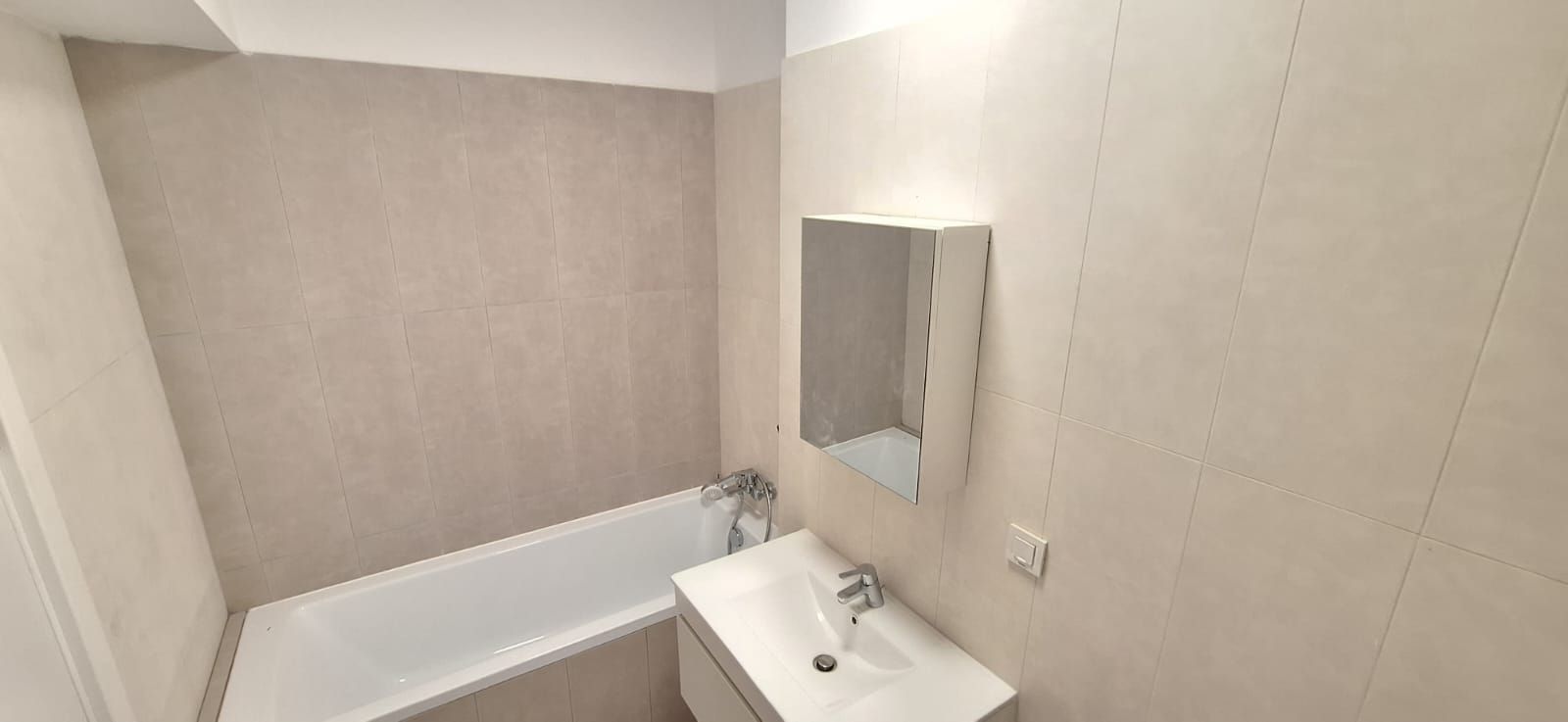 Apartament 2 camere Sos. Chitilei Colosseum - Ariei 12 - Poză 13