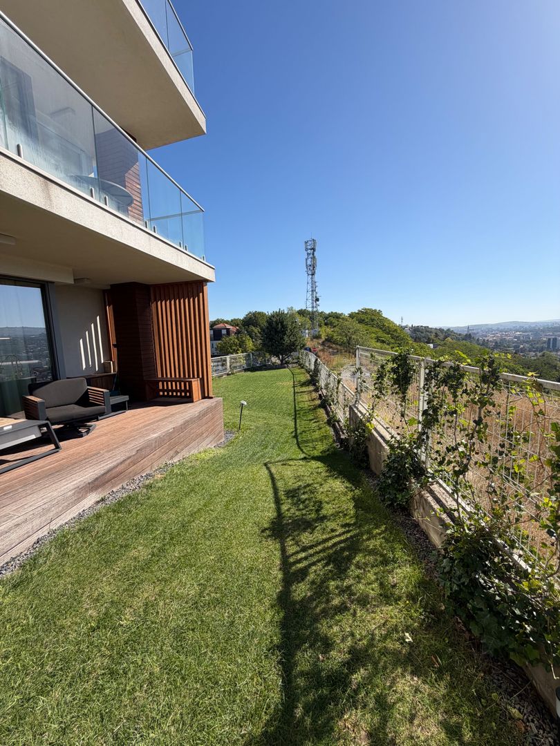 Apartament PREMIUM cu curte, terasă și lift cu acces direct în living - Poză 31