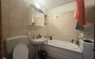 Apartament cu 3 camere - Centrala termica - Rahova - Calea Ferentari 8 - Poză 8