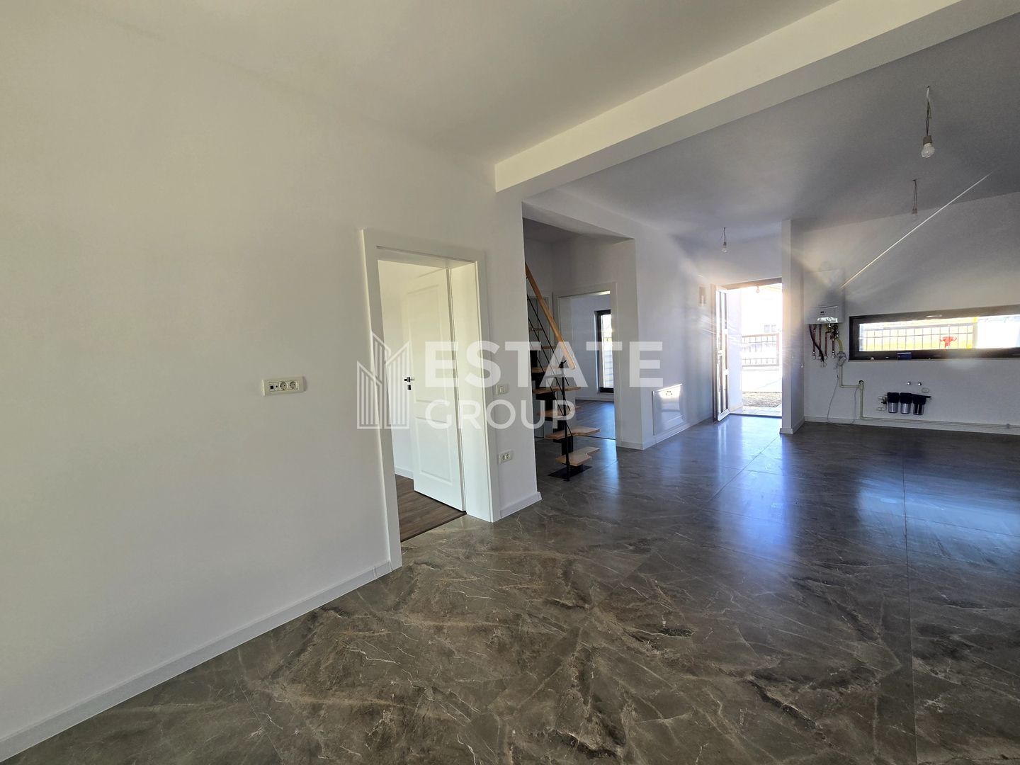 Duplex cu 4 camere in Mosnita Noua! - Poză 3