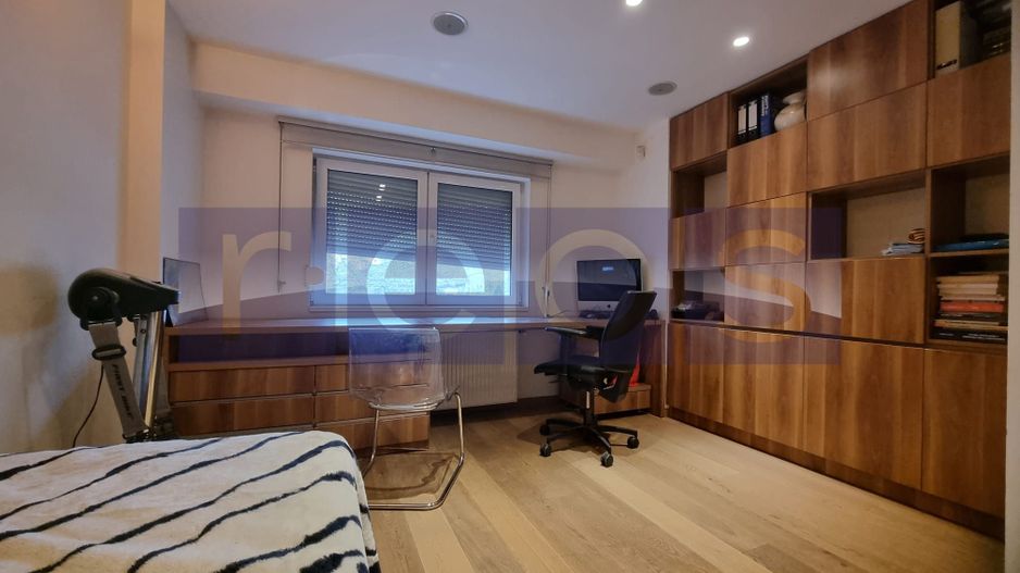 VANZARE 3 CAMERE SEMIDECOMANDAT - Mall Vitan - Poză 5