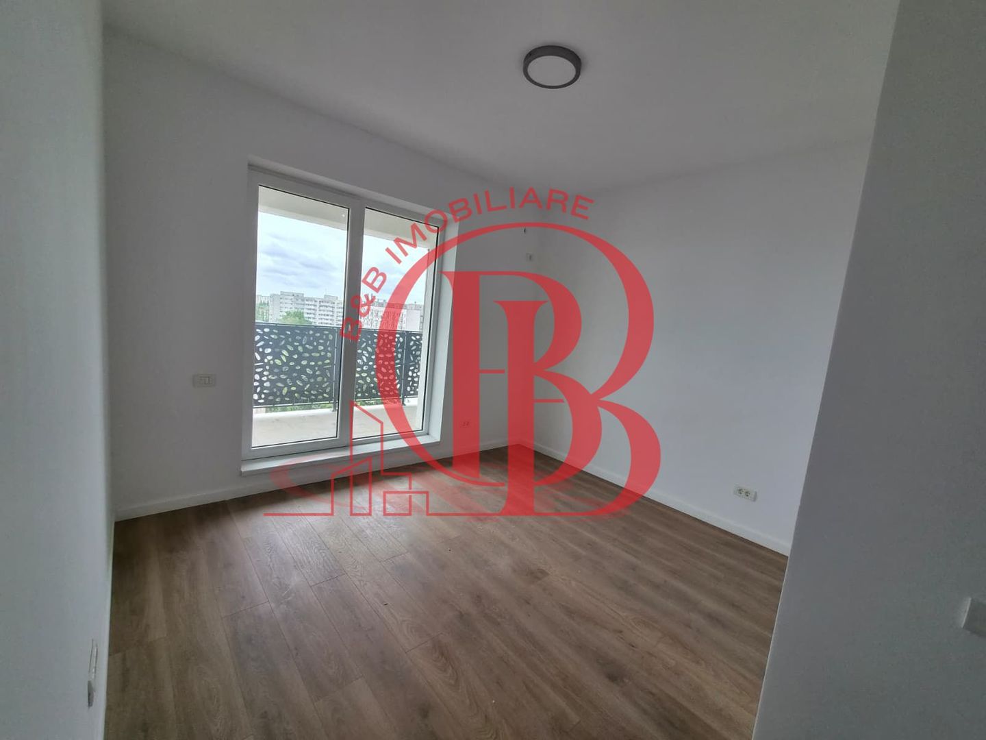 5 camere 193 mp total | 2 Terase | 3 bai | Liviu Rebreanu - Poză 4
