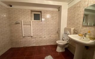 Spatiu comercial 50 mp- ideal birou/salon/cabinet- Zona Centrala - Poză 8