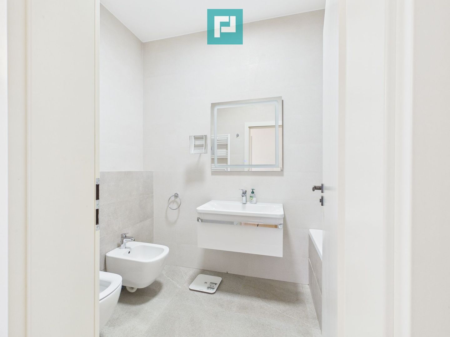 Penthouse exclusivist 3 camere | Terasă 35 mp - Poză 5