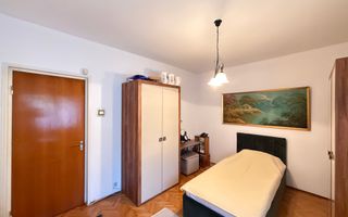 De vanzare 4 camere, curte exclusivă 250 mp, Str. Uruguay - Bucuresti - Poză 9