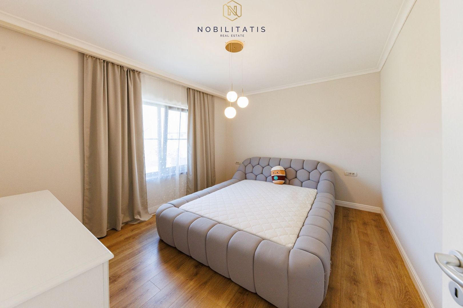 Oferta Vanduta -Casa Segmentul Lux, Garaj | 4 dormitoare | Langa Padure&Lac - Poză 20