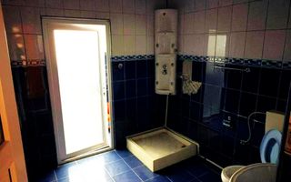 Vila P+2 Alexandru Cel Bun cu doua etaje si curte proprie - Poză 6