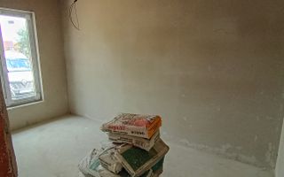 Sanandrei Duplex cu 4 Camere, Drum Asfaltat, Toate Utilitatiile - Poză 3