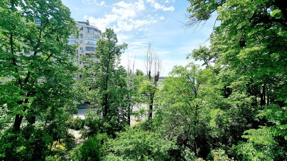 Apartament 2 camere Hanul Drumetului Bd 1 Mai Drumul Taberei - Poză 15
