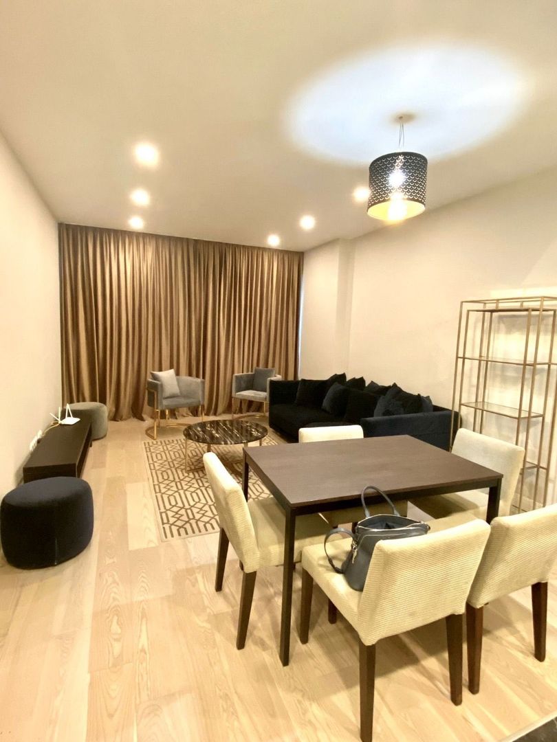 Apartament 3 camere zona Pipera cu grădina - Poză 1