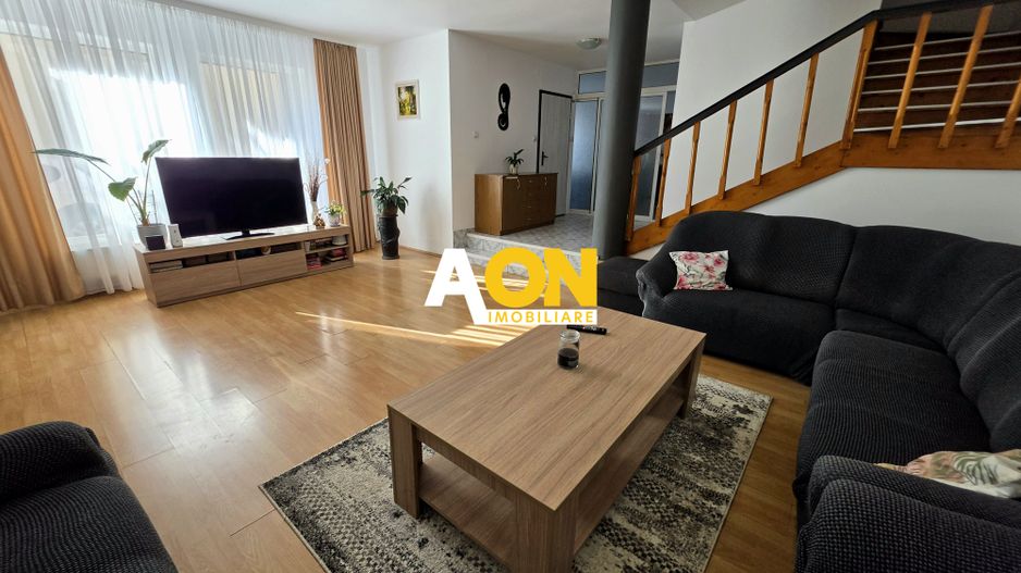 Casa 4 Camere, Zona Centru, 463mp Teren - Poză 3
